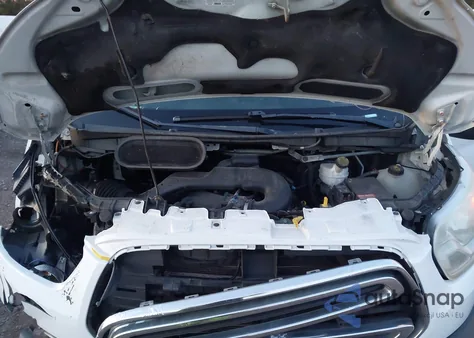 2015 Ford Transit-250 z USA, uszkodzony, nr VIN 1FTNR1ZM8FKB02568